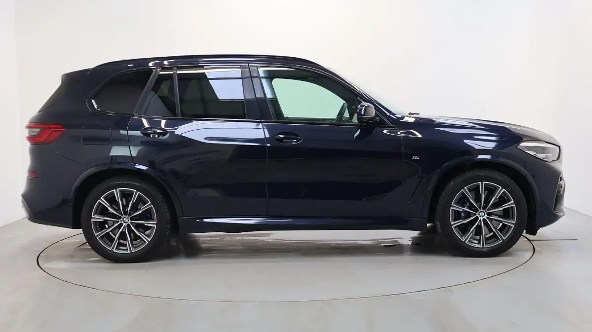 Used BMW X5 M Sport 261 HP (191 kW) 2019 Black SUV