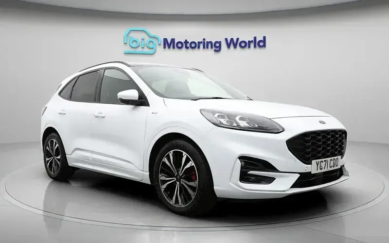 Used Ford Kuga ST-Line X 120 HP (88 kW) 2021 White SUV