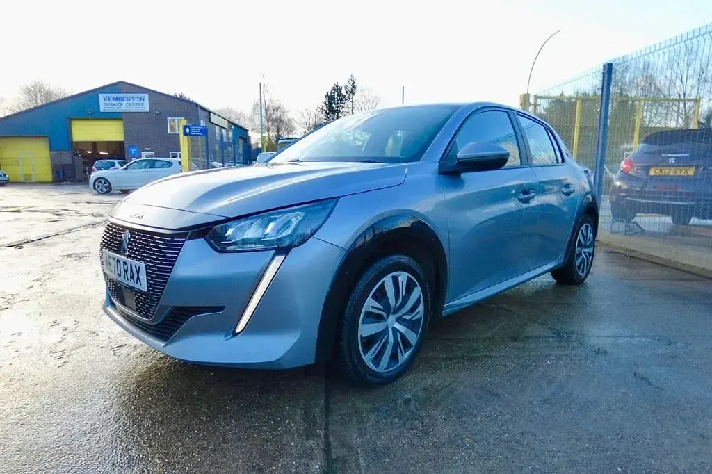 Used Peugeot e-208 Active 100 kW (136 HP) 2020 Grey/grey Hatchback