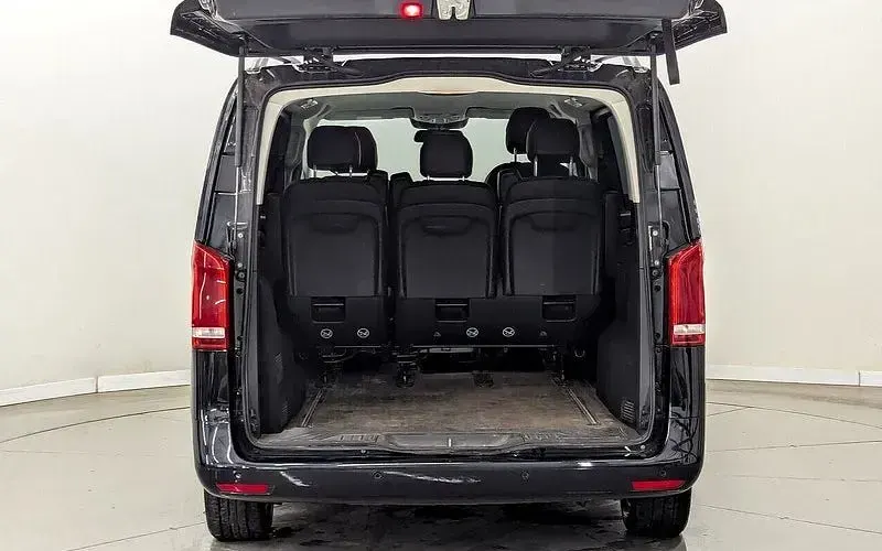 Used Mercedes Vito 190 HP (139 kW) 2021 Black Van