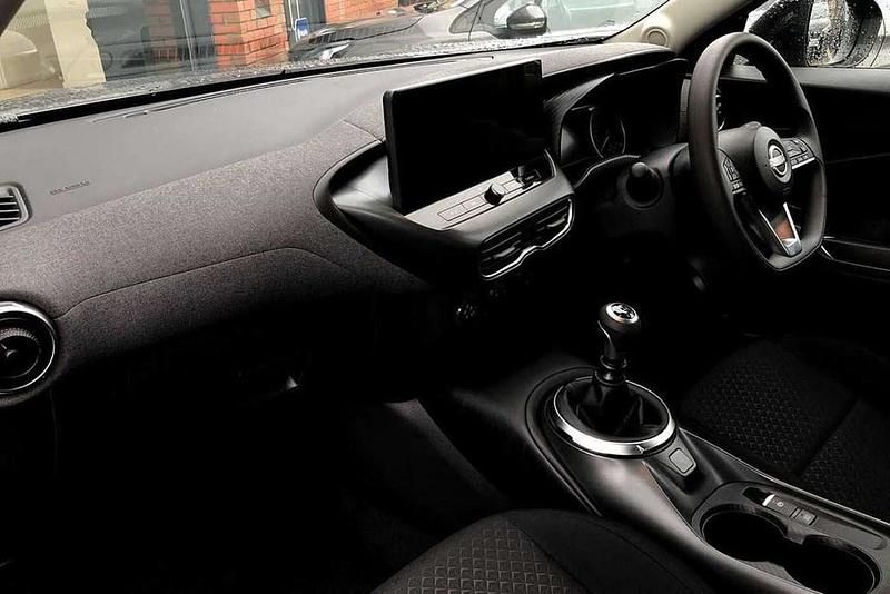 Used Nissan Juke Acenta Premium 114 HP (83 kW) 2025 Grey SUV