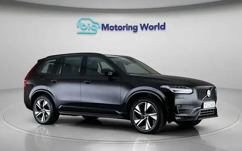 Used Volvo XC90 Plus 235 HP (172 kW) 2023 Black SUV