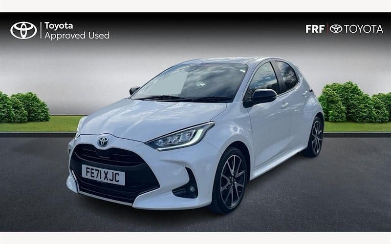 Used Toyota Yaris Hybrid 116 HP (85 kW) 2021 Hatchback