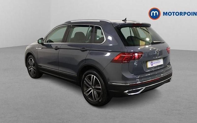 Used VW Tiguan Elegance 150 HP (110 kW) 2023 Grey SUV