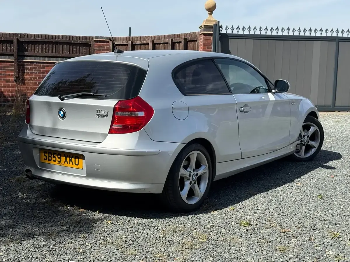 Used BMW 116 Sport Line 2009 Silver Hatchback