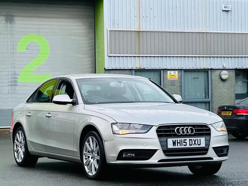 Used Audi A4 Advanced 2015 Silver Sedan