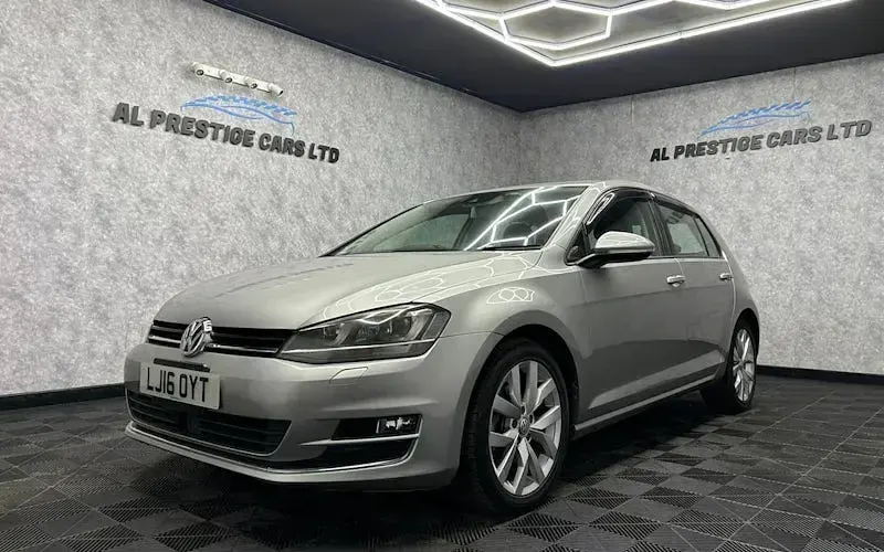 Used VW Golf VII Edition 125 HP (91 kW) 2016 Hatchback