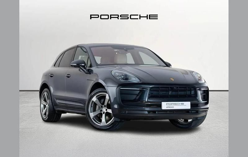 Grey Used 2022 Porsche Macan SUV | £51,990 (A bit pricey) - Image 1/4