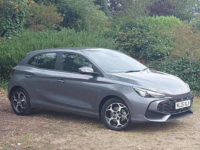 Grey Used 2025 MG MG3 SE Hatchback | £14,698 (Super price) - Image 1/4