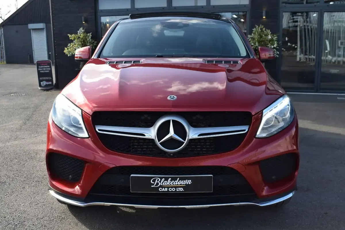 Used Mercedes GLE350 AMG Line Premium Plus 258 HP (189 kW) 2018 Red SUV