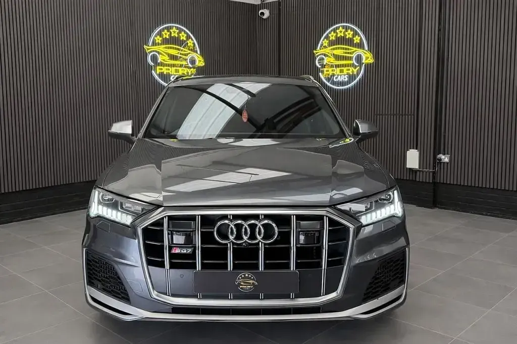 Used Audi SQ7 Comfort 507 HP (372 kW) 2021 Grey SUV