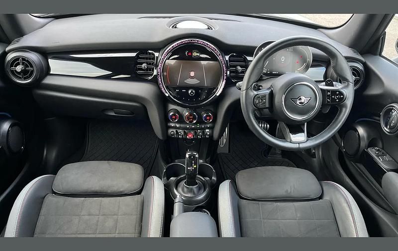 Used Mini Cooper S Hatch 188 HP (138 kW) 2023 Silver Hatchback