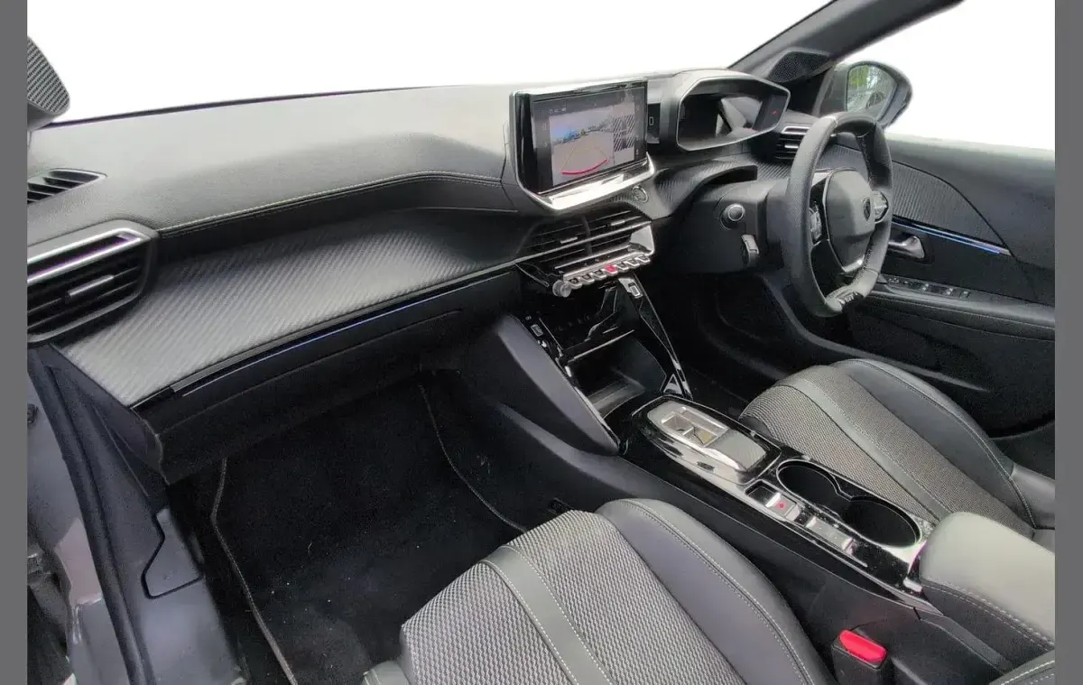 Second-hand Peugeot e-208 GT 114 kW (156 CP) 2024 Gri Hatchback