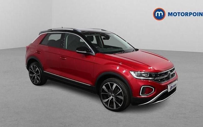 Used 2025 VW T-Roc Style SUV | £19,599 (Good price) - Image 1/4
