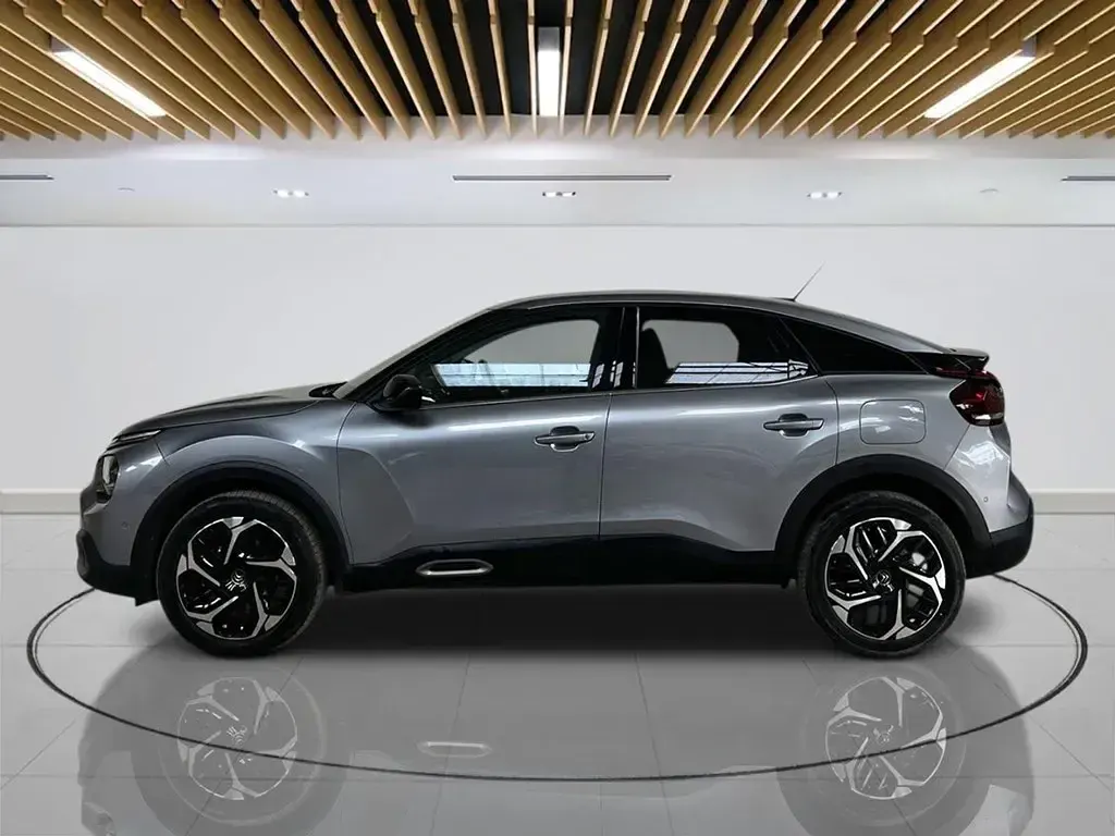 Begagnad Citroën C4 PureTech 130 HK (95 kW) 2022 Grå Halvkombi
