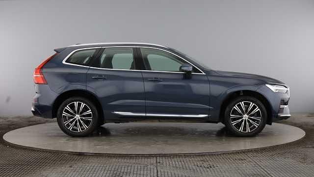Used Volvo XC60 Inscription 194 HP (142 kW) 2022 SUV