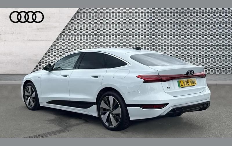 Nuevo Audi A6 e-tron S-Line 210 kW (286 CV) 2026 Blanco Utilitario