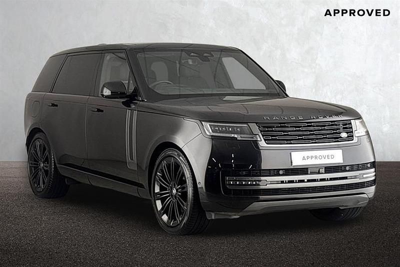 Used Land Rover Range Rover HSE 400 HP (294 kW) 2025 Santorini black SUV
