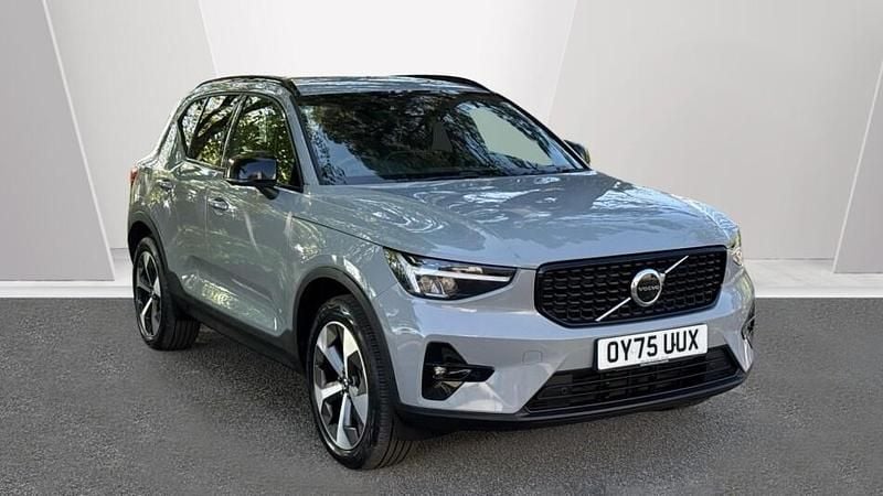 Usado Volvo XC40 Plus 197 HP (144 kW) 2025 SUV