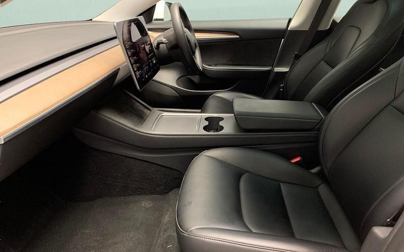 White Used 2022 Tesla Model 3 RWD Sedan | £20,775 (Fair price) - Image 1/2