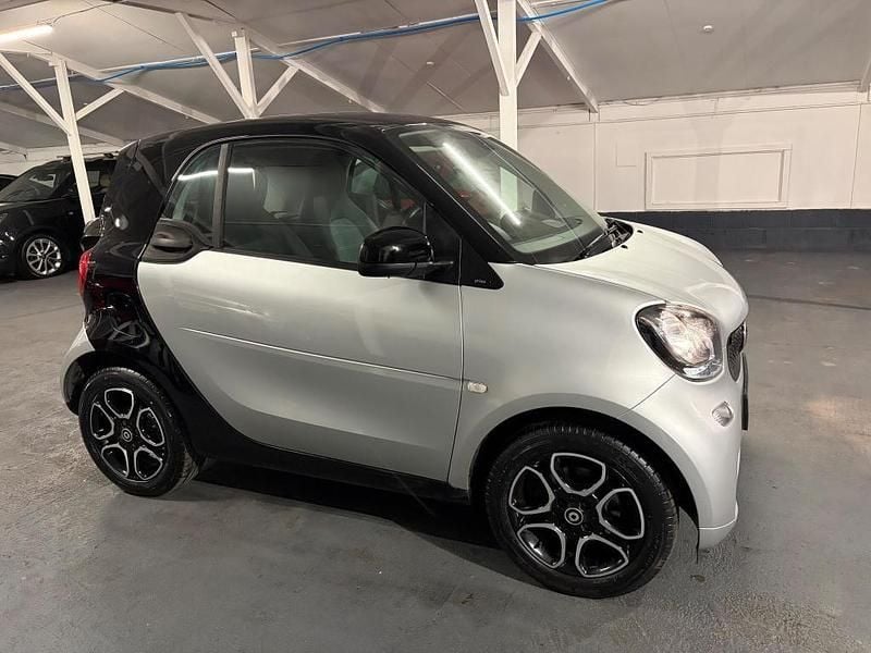 Black Used 2018 Smart ForTwo Coupé Premium Coupe | £8,000 (Fair price) - Image 1/4
