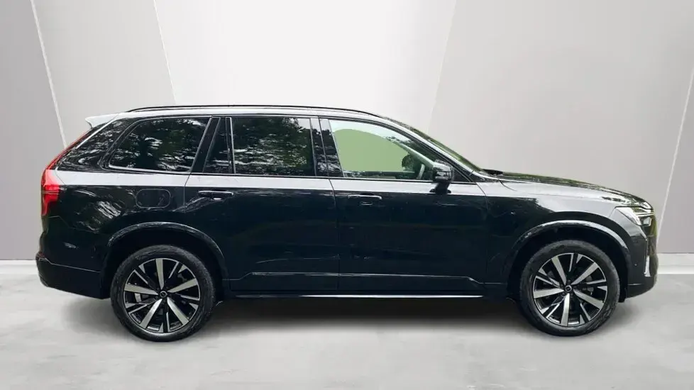 Used Volvo XC90 Plus 455 HP (334 kW) 2025 Black SUV
