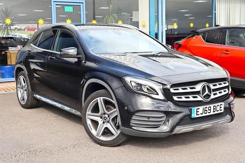 Used Mercedes GLA180 AMG line 122 HP (89 kW) 2019 Black SUV