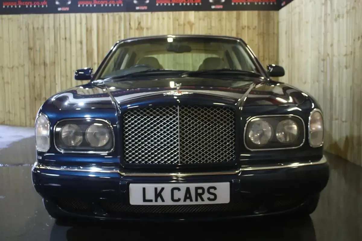 Used Bentley Arnage 405 HP (297 kW) 2000 Blue Sedan
