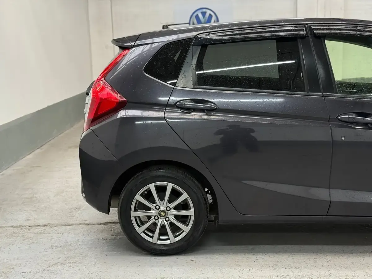 Gebraucht Honda Jazz EX-L 99 PS (72 kW) 2015 Schwarz Kleinwagen