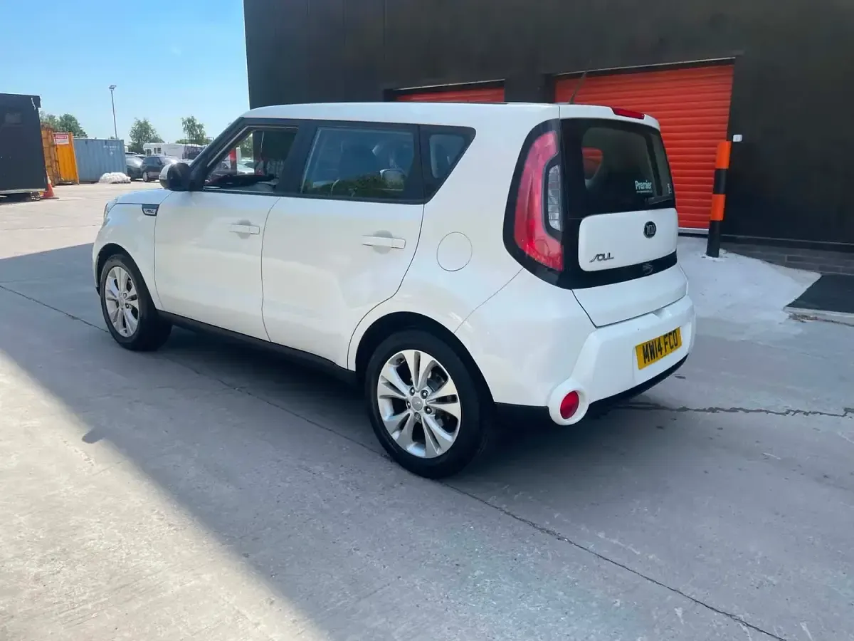 Used Kia Soul Plus 130 HP (95 kW) 2014 White SUV