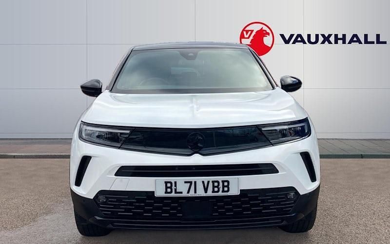 Used Vauxhall Mokka SRi 131 HP (96 kW) 2022 White SUV