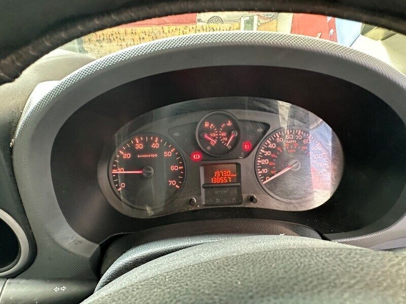 Image 2/4