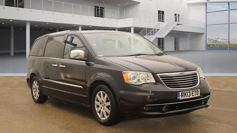 Black Used 2013 Chrysler Grand Voyager Limited MPV | £8,979 (A bit pricey) - Image 1/4