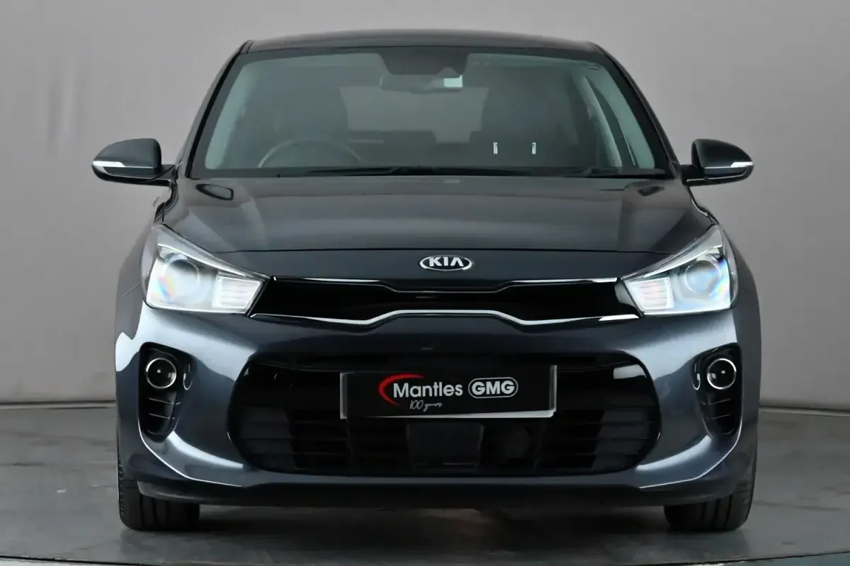 Used Kia Rio 99 HP (72 kW) 2019 Grey Hatchback