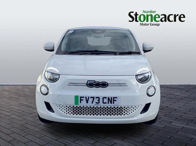Used Fiat 500e Action 69 kW (95 HP) 2023 White Hatchback