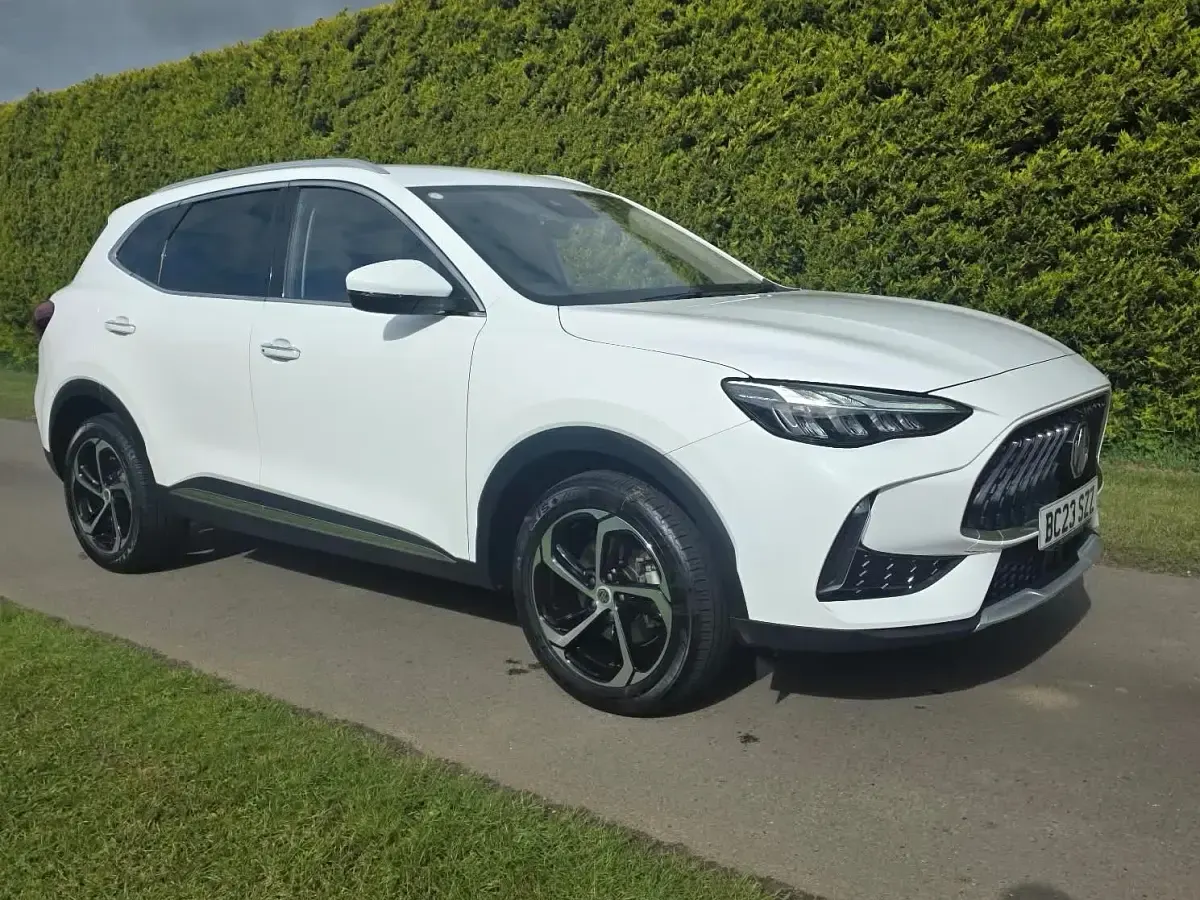 Used MG HS Trophy 162 HP (119 kW) 2023 White SUV
