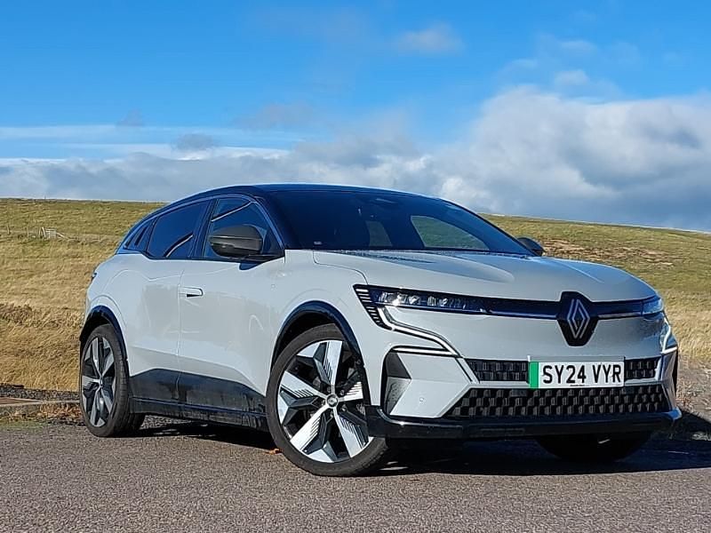 Grey Used 2024 Renault Mégane Techno Hatchback | £22,498 (Fair price) - Image 1/4