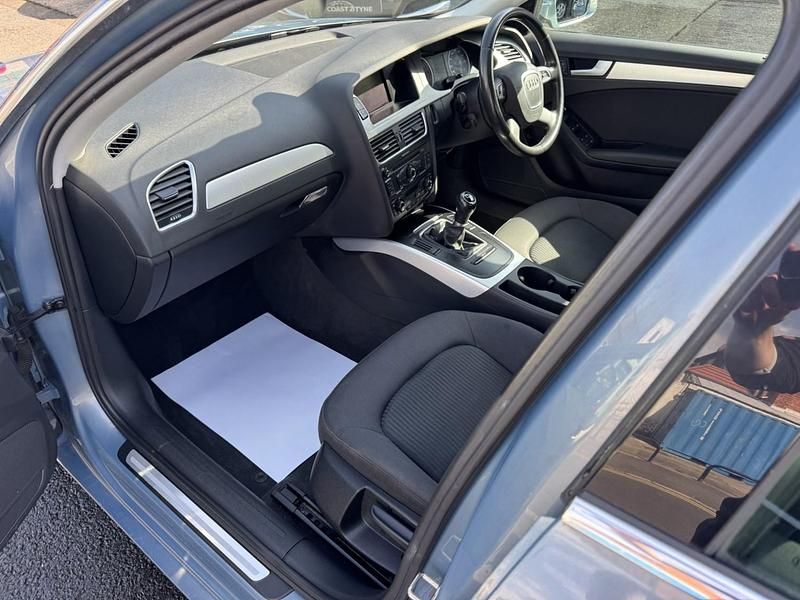 Used Audi A4 Exclusive 2010 Blue Sedan