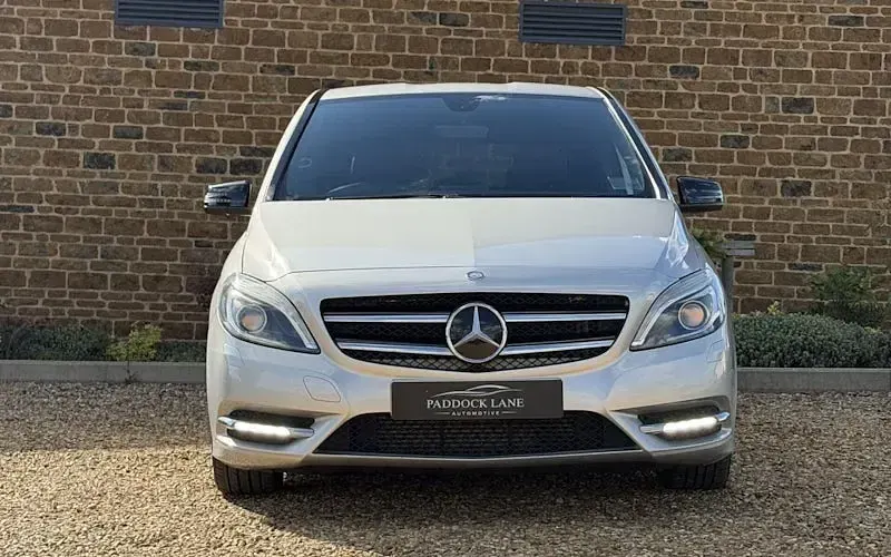 Used Mercedes B180 109 HP (80 kW) 2014 Hatchback