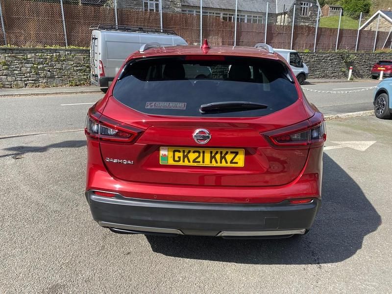 Gebraucht Nissan Qashqai N-Connecta 2021 Rot SUV