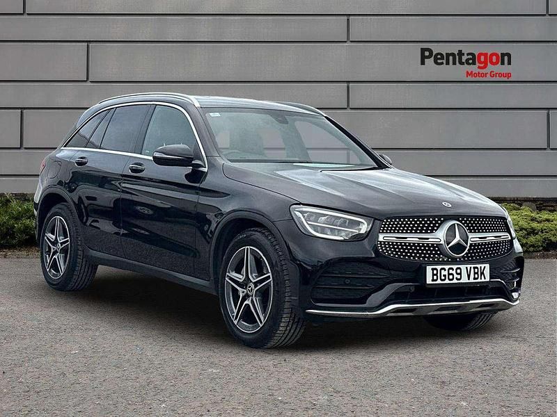 Black Used 2019 Mercedes GLC220 AMG line SUV | £21,995 (Good price) - Image 1/4