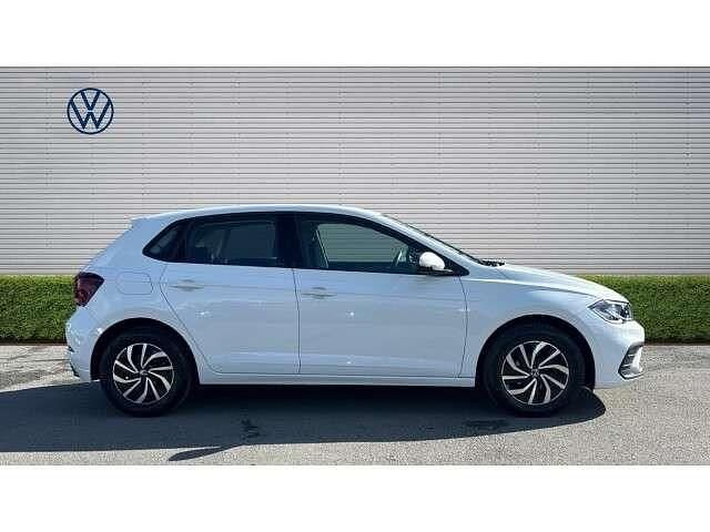 Used VW Polo Life 95 HP (69 kW) 2023 White Hatchback