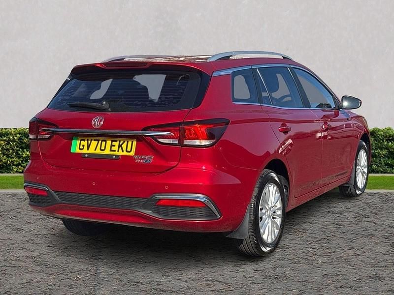 Second-hand MG MG5 EV Exclusive 114 kW (156 CP) 2021 Roșu Break