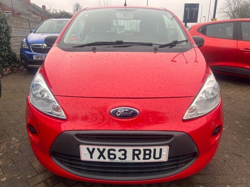 Red Used 2013 Ford Ka Studio Hatchback | £2,695 (Fair price) - Image 1/4
