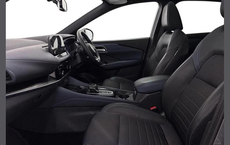 Used Nissan Qashqai Tekna 155 HP (114 kW) 2021 Grey SUV