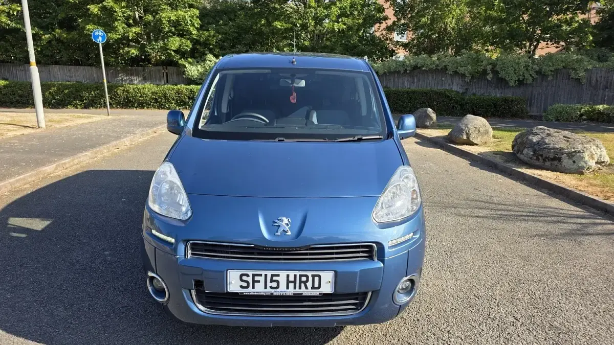 Used Peugeot Partner Tepee S 2015 Blue MPV