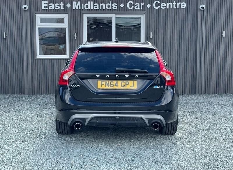 Used Volvo V60 R-Design 181 HP (133 kW) 2014 Black Estate