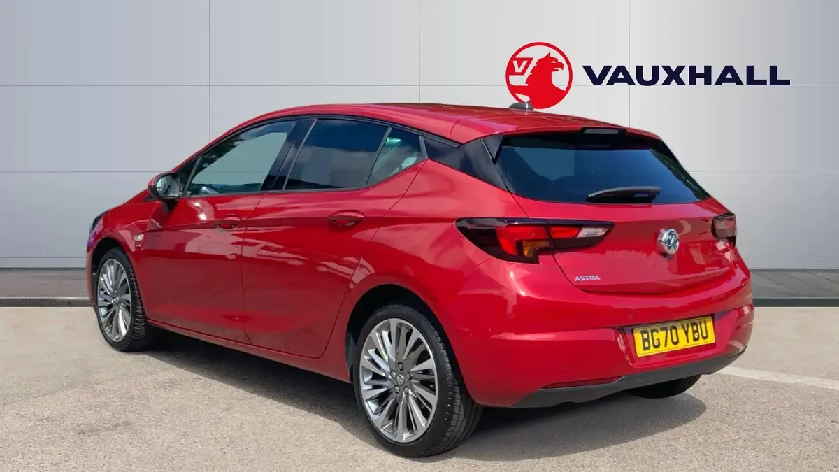Used Vauxhall Astra SRi 145 HP (106 kW) 2020 Red Hatchback