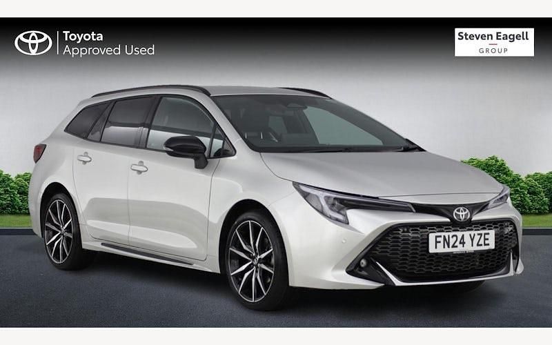 Used 2025 Toyota Corolla Sport Estate | £25,480 (Fair price) - Image 1/4