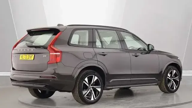 Usado Volvo XC90 Plus 235 HP (172 kW) 2023 SUV